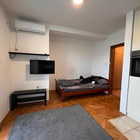 Stankela Apartment نوفي ساد المظهر الخارجي الصورة